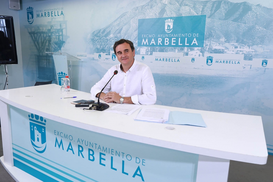 El Ayuntamiento destaca la formalización del contrato para la redacción del proyecto de estabilización de las playas de Marbella en el tramo entre La Venus y El Ancón