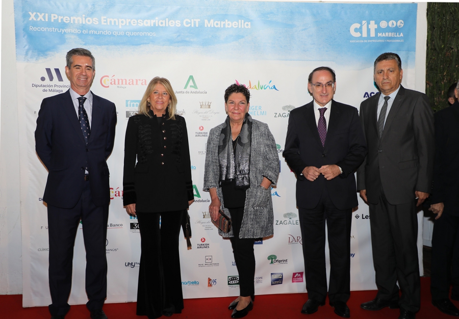 La alcaldesa destaca “la valentía y la lucha” de empresarios y sanitarios en la pandemia durante la XXI edición de los Premios CIT Marbella