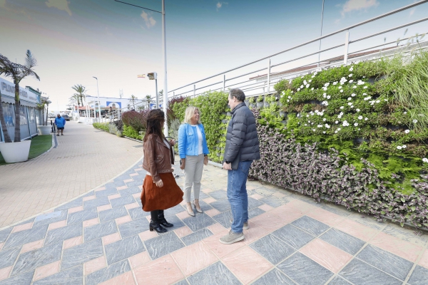 El Puerto Deportivo Virgen del Carmen de Marbella refuerza su sostenibilidad medioambiental con la ejecución de más de 230 metros cuadrados de jardines verticales e iluminación LED de bajo consumo