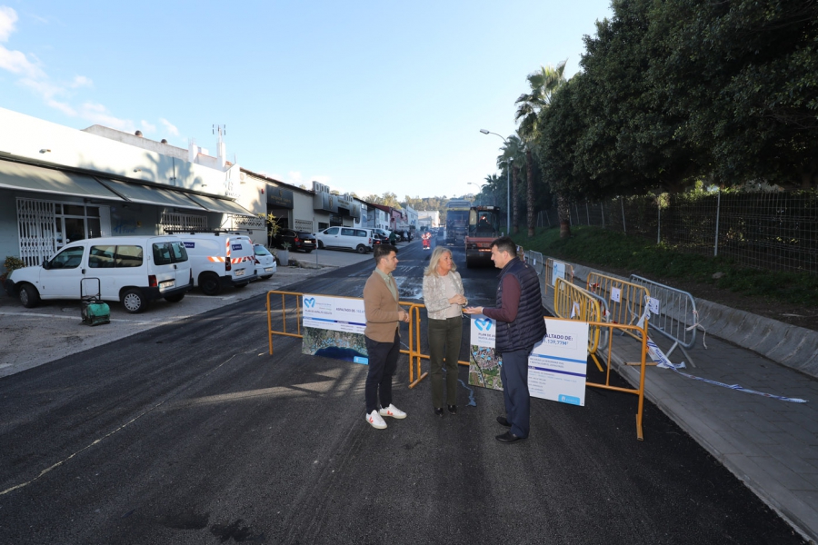 El Ayuntamiento finalizará en dos semanas el asfaltado de más de 33.000 metros cuadrados de superficie de viales en Nueva Andalucía