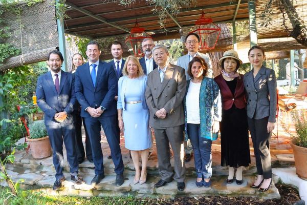 El Ayuntamiento respalda una iniciativa de Les Roches para reforzar los vínculos académicos y empresariales con China