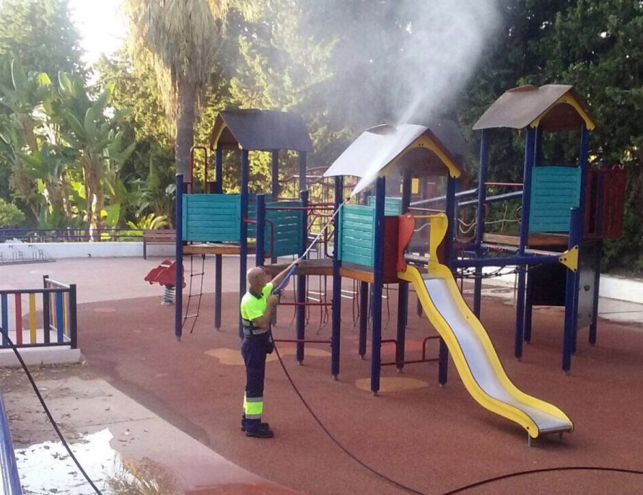 Imagen de la noticia El Ayuntamiento acomete un plan especial de limpi…
