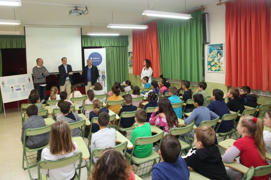 Imagen de la noticia El programa ‘Aqualogía’ conciencia sobre el uso r…