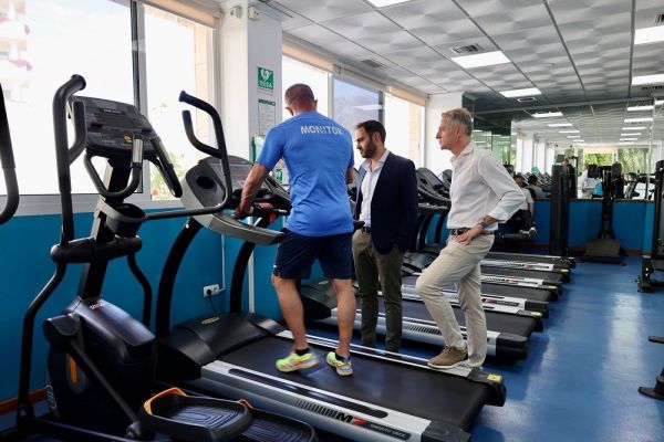Marbella renueva el equipamiento cardiovascular del gimnasio municipal Rafael Vera con diez nuevas máquinas de última generación