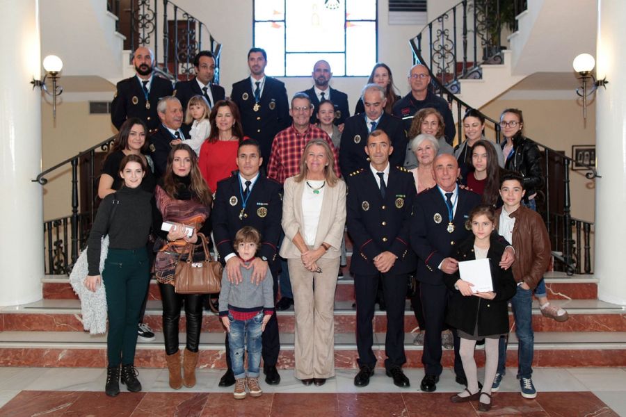 Imagen de la noticia El Ayuntamiento entrega la Medalla de la Ciudad a…