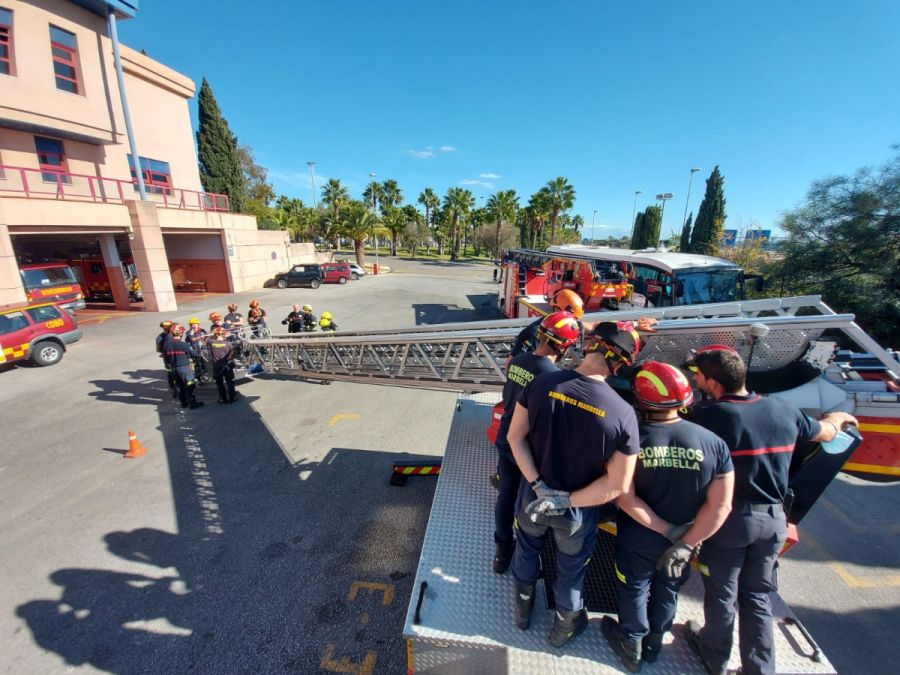 Imagen de la noticia El Parque de Bomberos de Marbella acoge un curso…