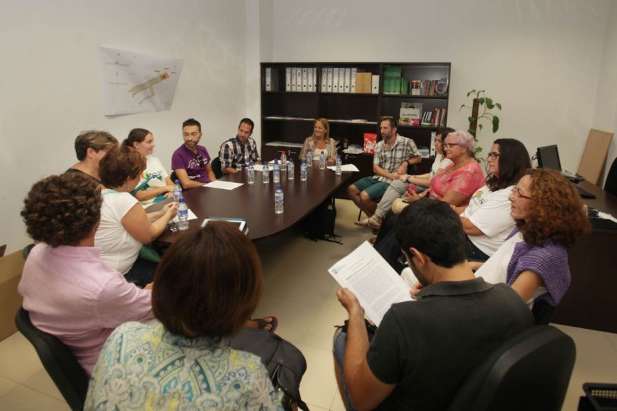Imagen de la noticia El Ayuntamiento presenta a los colectivos el Plan…