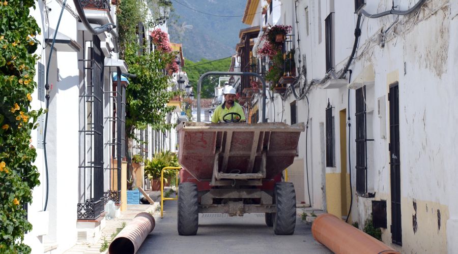 El Ayuntamiento solucionará los problemas de filtraciones en las viviendas sociales de las calles Lobatas y San Diego