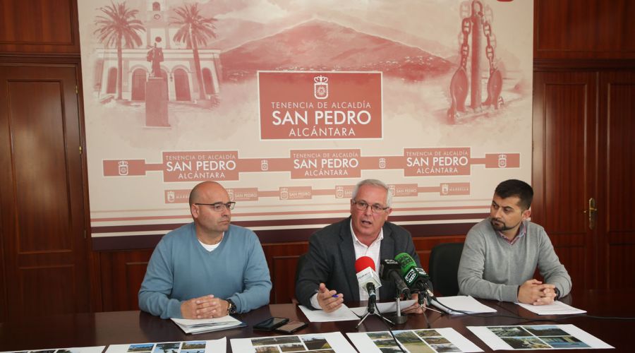 La Tenencia de Alcaldía de San Pedro Alcántara pone en marcha un plan de ornamentación del Centro con la instalación de 355 macetas de estilo andaluz