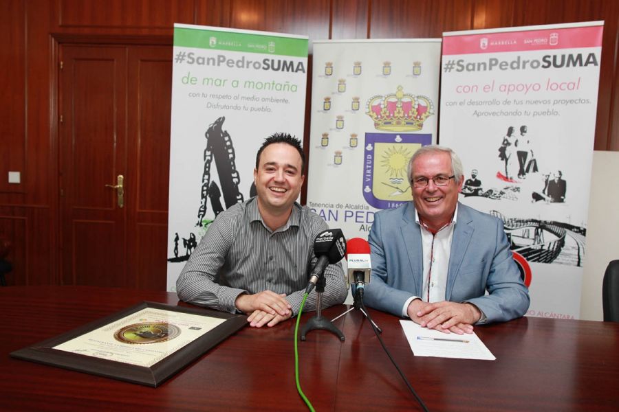 Imagen de la noticia Rafael Piña recibe al ganador del Premio Nacional…