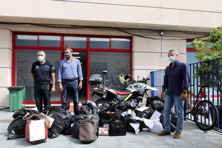 Imagen de la noticia La Policía Local se incauta de 800 artículos fals…