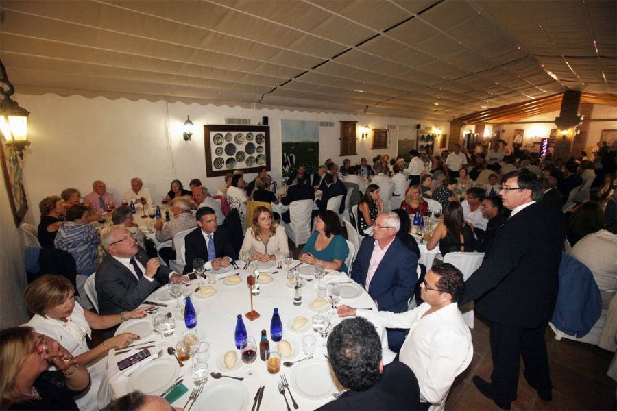 Imagen de la noticia El Ayuntamiento arropa a la Hermandad de San Pedr…