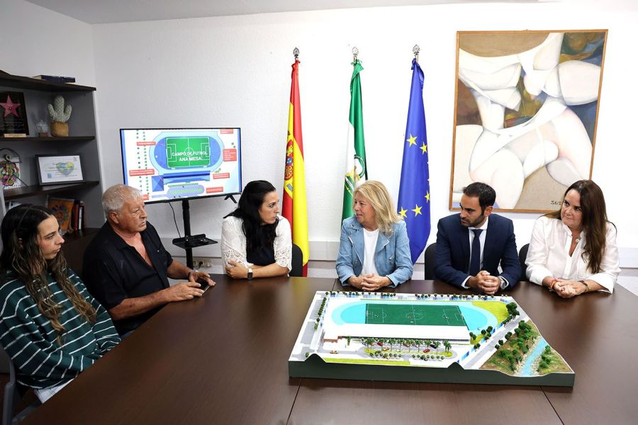 Imagen de la noticia El Ayuntamiento rendirá homenaje a Ana Mesa desig…