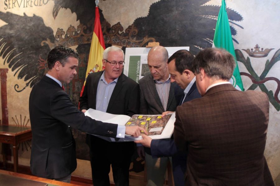 Imagen de la noticia La Junta de Andalucía entrega al Ayuntamiento el…