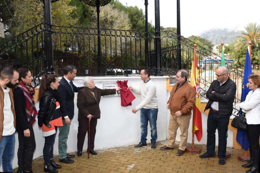 Imagen de la noticia El Ayuntamiento reconoce la trayectoria musical y…