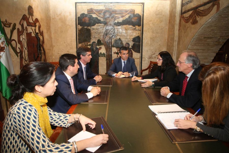 Imagen de la noticia El Ayuntamiento mantiene una reunión con CIT Marb…