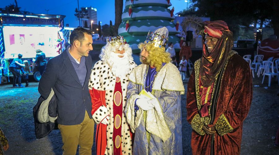 Las Chapas dio la bienvenida a los Reyes Magos con su Cabalgata