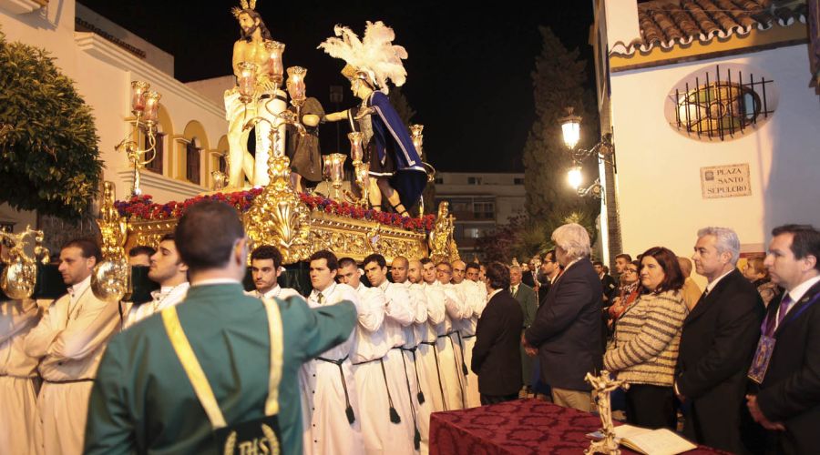 La Columna protagoniza el Lunes Santo en Marbella