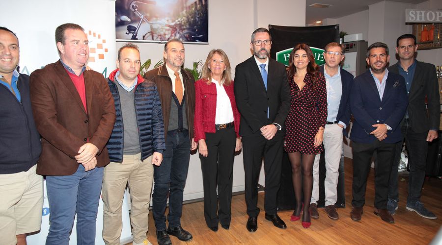 La alcaldesa destaca en la entrega de carnés de la Asociación de Periodistas Deportivos de Málaga que 2018 será “un año de grandes eventos deportivos en Marbella”
