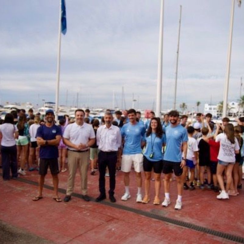 El Puerto Deportivo Virgen del Carmen de Marbella acerca a los escolares el conocimiento del entorno marítimo y la práctica de deportes náuticos