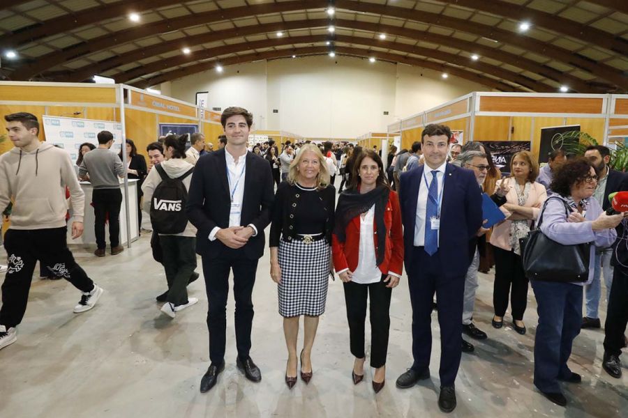 Imagen de la noticia La alcaldesa destaca que la Feria de Empleo “se h…