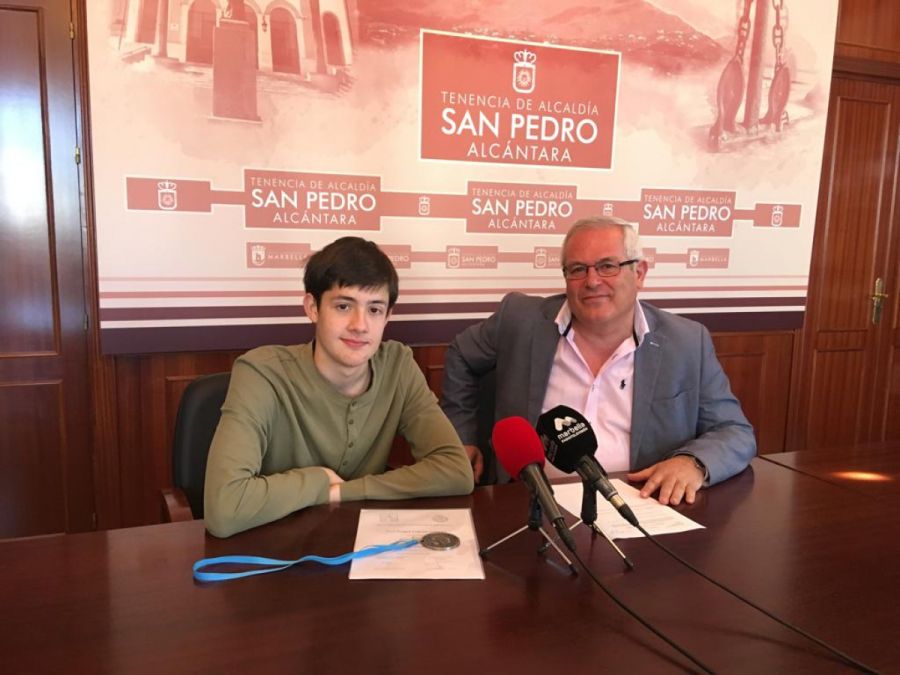Imagen de la noticia Rafael Piña recibe al sampedreño José Ángel Gálve…