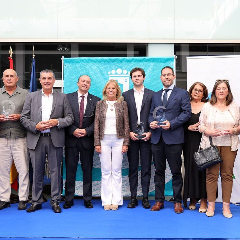 La alcaldesa destaca en el marco de los Premios al Comercio 2026 la contribución de los negocios locales al crecimiento de Las Chapas
