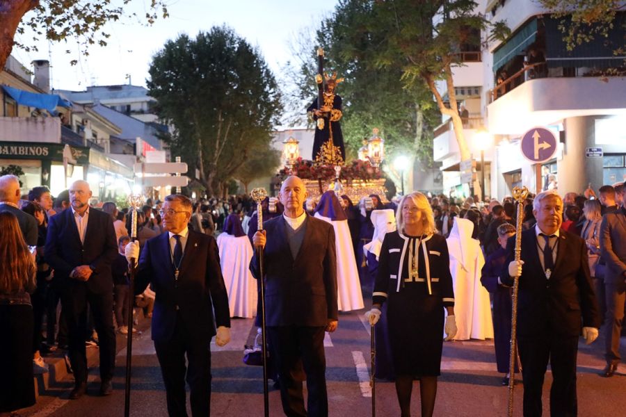 Imagen de la noticia San Pedro se vuelca con el Nazareno en el Jueves…