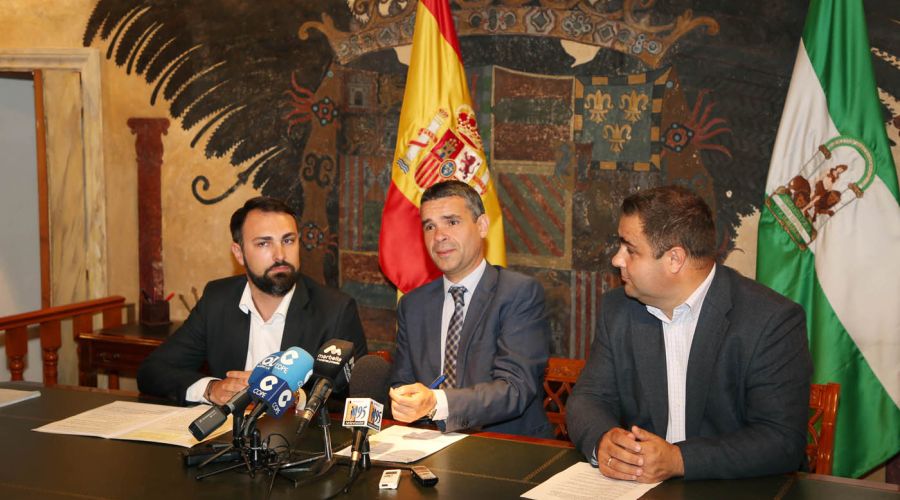 Ayuntamiento y Junta de Andalucía ofertan este año ocho nuevos cursos de formación en competencias digitales