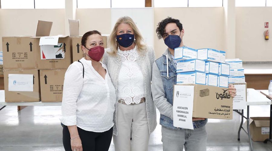 El Ayuntamiento reparte cerca de 135.000 mascarillas para las familias más vulnerables y centros educativos