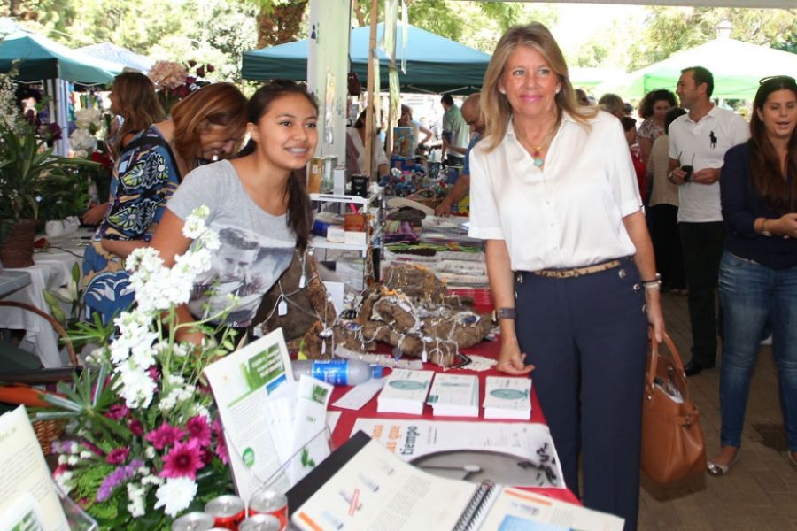 Imagen de la noticia La regidora visita la III Jornada del Comercio al…