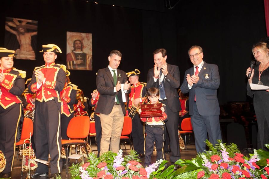 Imagen de la noticia El teatro acoge el XVIII Certamen de Marchas Proc…