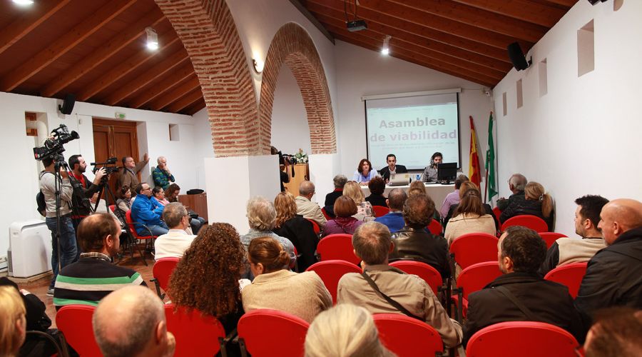 El Ayuntamiento informa a los vecinos en una asamblea de viabilidad de las propuestas que podrán votar en los Presupuestos Participativos