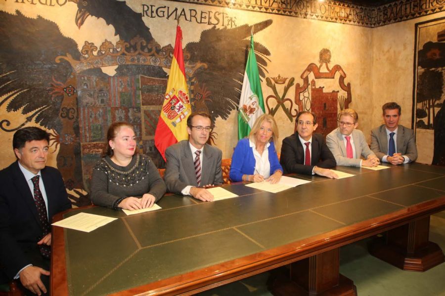 Imagen de la noticia El Ayuntamiento suscribe el convenio para la cesi…