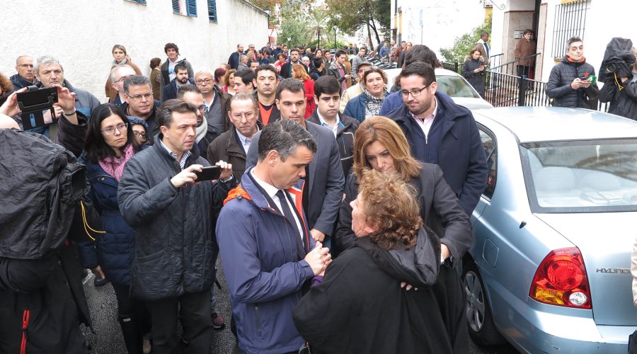 La presidenta de la Junta visita Marbella para conocer los efectos del temporal y destaca la “colaboración total” entre las administraciones