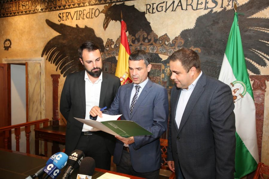 Imagen de la noticia Ayuntamiento y Junta de Andalucía ofertan este añ…