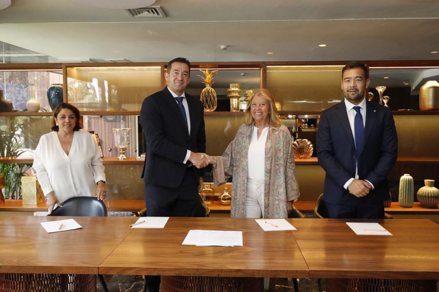 Imagen de la noticia El Ayuntamiento y Spark X Foundation by Les Roche…