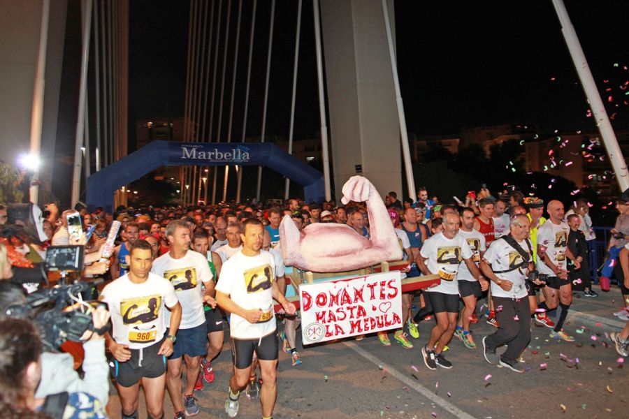 Imagen de la noticia Marbella se vuelca con la Carrera Nocturna Edició…