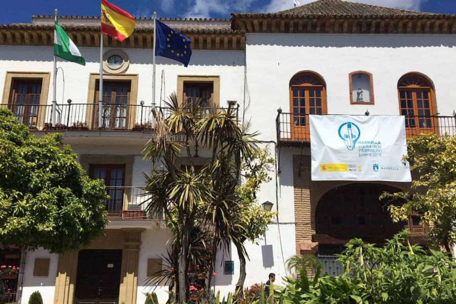 Imagen de la noticia El Ayuntamiento luce en su balcón el nombramiento…