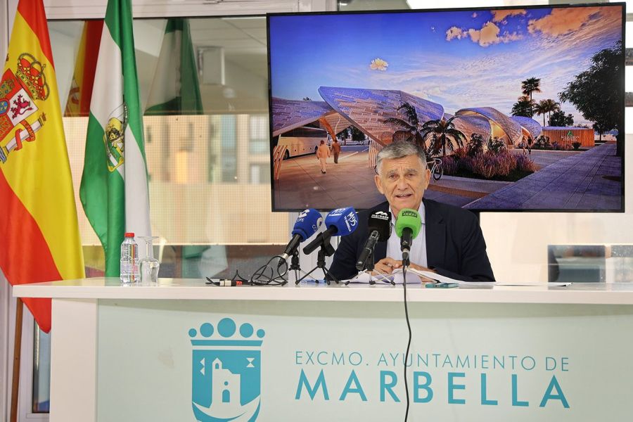 Imagen de la noticia El Ayuntamiento inicia la adecuación de la parcel…