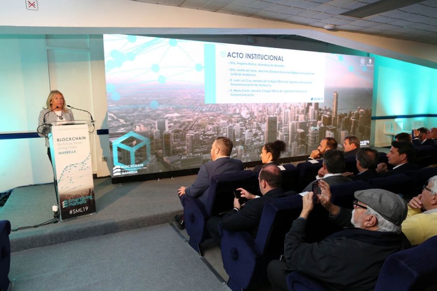 Imagen de la noticia La alcaldesa apuesta por que la ciudad “sea pione…