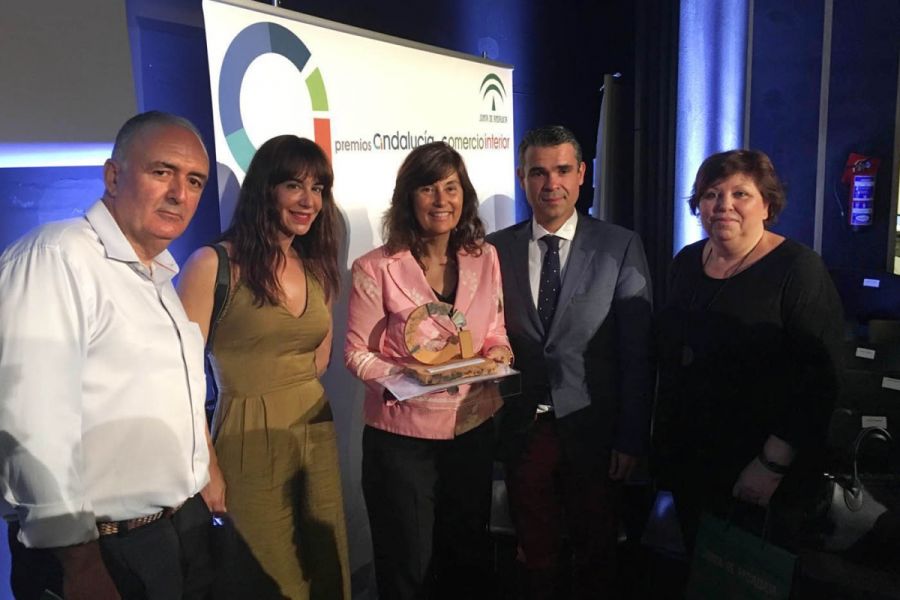 Imagen de la noticia El alcalde respalda a la Asociación de Comerciant…