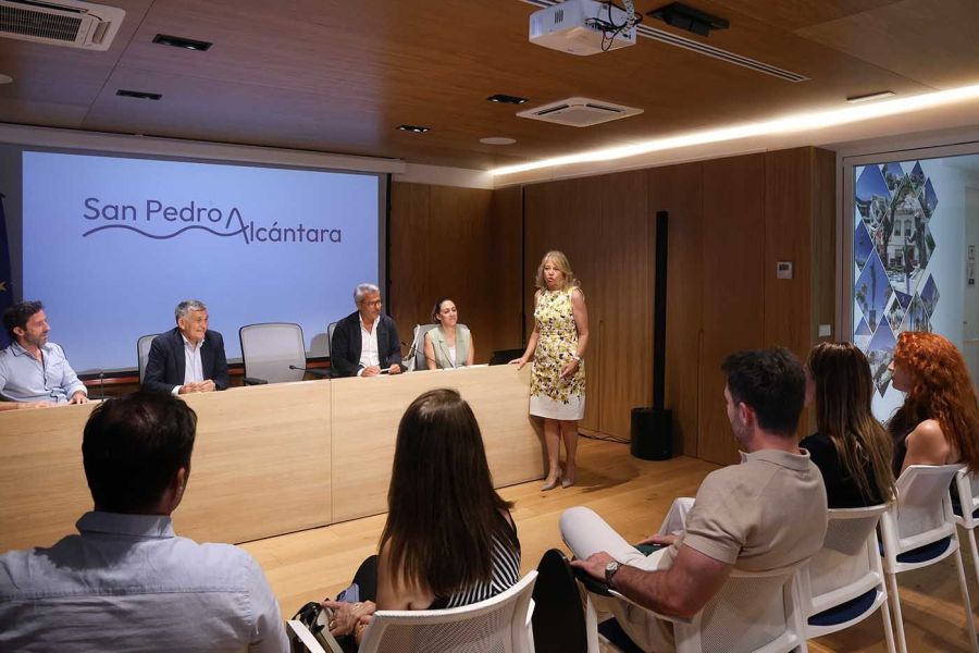 Imagen de la noticia El Ayuntamiento aborda con Apymespa las modificac…