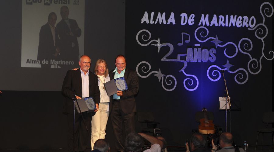El Palacio de Congresos ha acogido la actuación del Dúo Arenal en la conmemoración de su 25 Aniversario