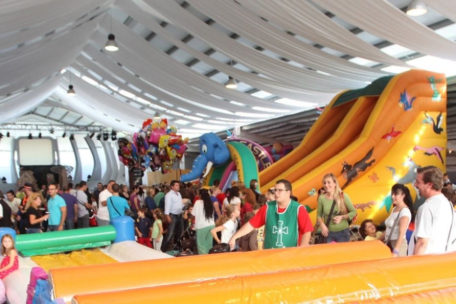 Imagen de la noticia Los pequeños disfrutan de la Feria de San Pedro e…
