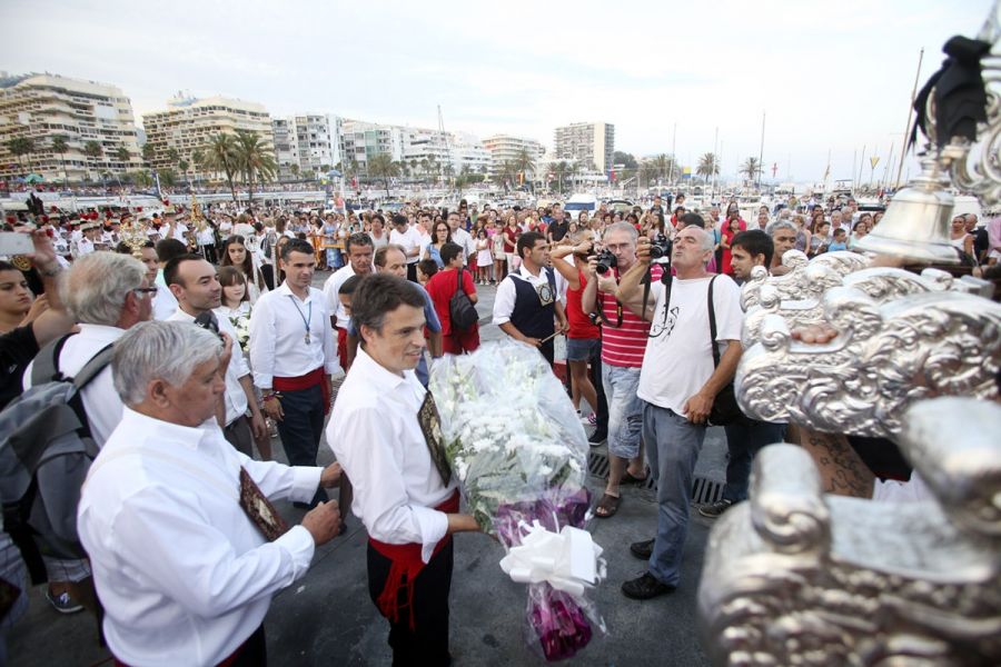 Imagen de la noticia Miles de personas arropan a la Virgen del Carmen…