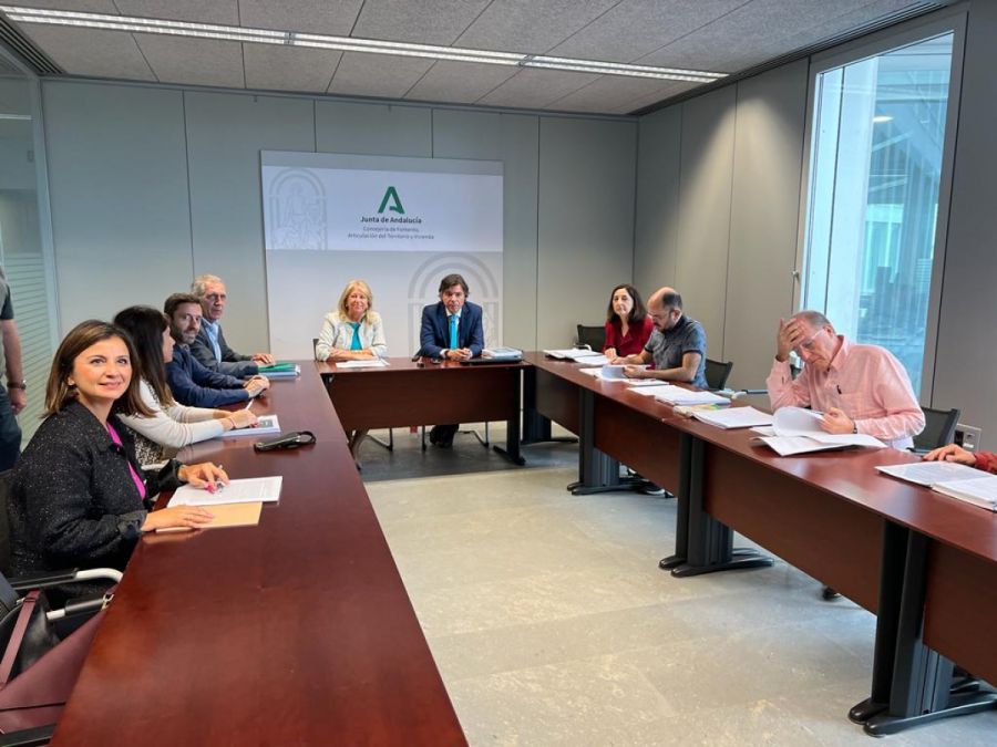 Imagen de la noticia El Ayuntamiento y la Junta celebran la primera me…