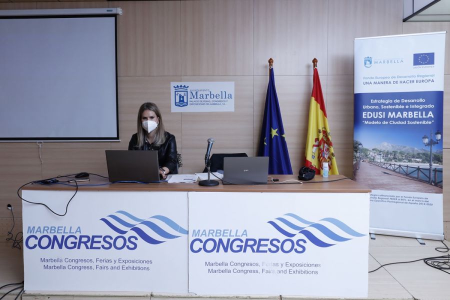Imagen de la noticia El Ayuntamiento continúa la tramitación de los Fo…