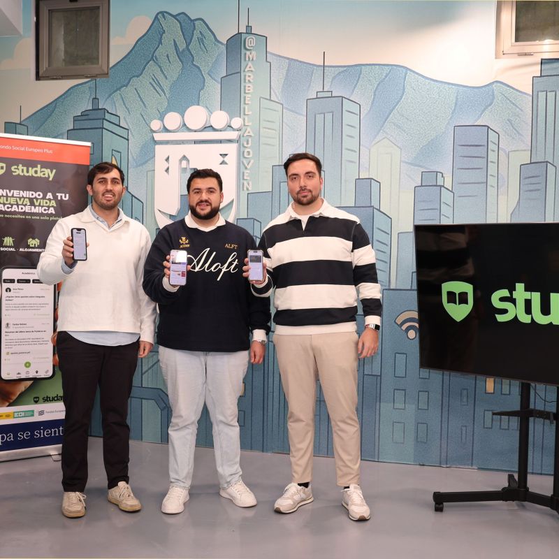El Ayuntamiento respalda el lanzamiento de Studay, una innovadora aplicación móvil para estudiantes impulsada por jóvenes emprendedores de Marbella