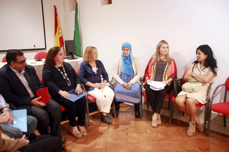 Imagen de la noticia Mesa informativa sobre recursos para mujeres extr…